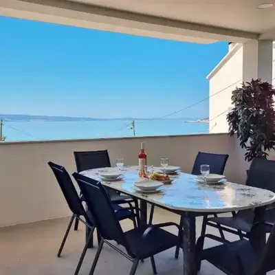 Apartment Milana