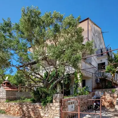 Apartments with WiFi Stari Grad