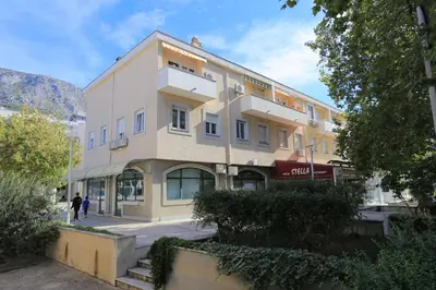 Zgrada u kojoj se nalazi apartman