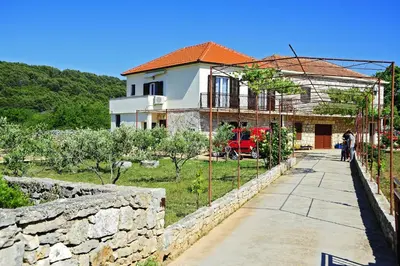 Zgrada u kojoj se nalazi apartman