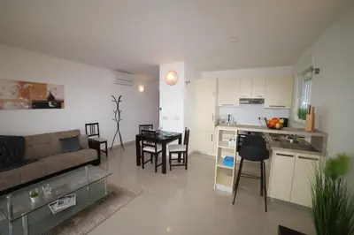 Kuhinja ili čajna kuhinja u objektu Apartment - Island View