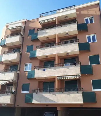 Zgrada u kojoj se nalazi apartman