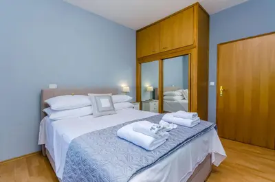 Krevet ili kreveti u jedinici u objektu Apartments Villa Jelka sea view