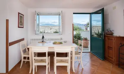 Pogled na planine ili pogled na planine iz apartmana