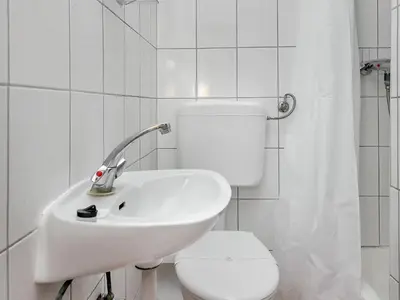 Kupaonica u objektu Apartment Cico-8 by Interhome