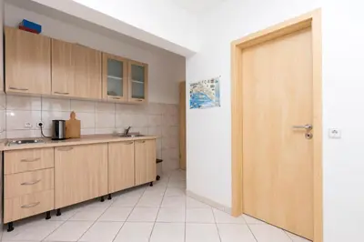 Kuhinja ili čajna kuhinja u objektu Apartments Katarina