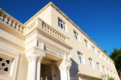 Zgrada u kojoj se nalazi apartman