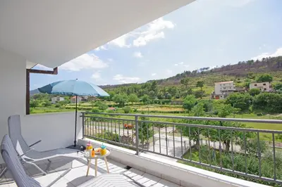 Pogled na planine ili pogled na planine iz apartmana