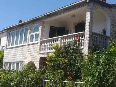 Zgrada u kojoj se nalazi apartman