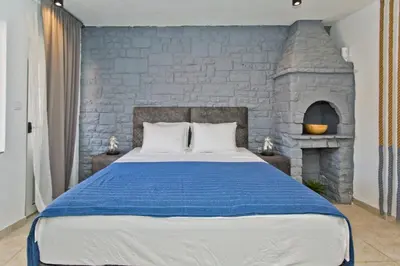 Krevet ili kreveti u jedinici u objektu Apartment and Studios Happy Place