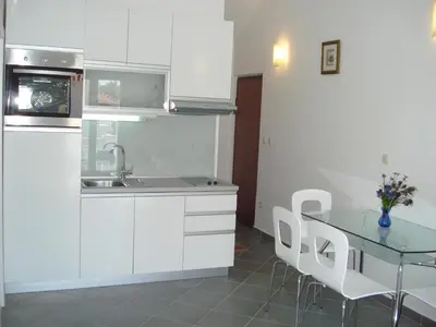 Kuhinja ili čajna kuhinja u objektu Sea Star Apartment