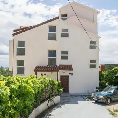 Apartments by the sea Podstrana - Split - 15963