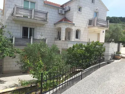Zgrada u kojoj se nalazi apartman