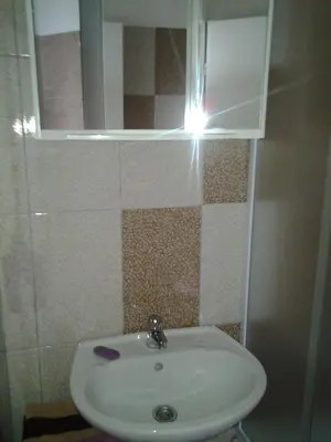 Kupaonica u objektu APARTMANI LAŠTRO