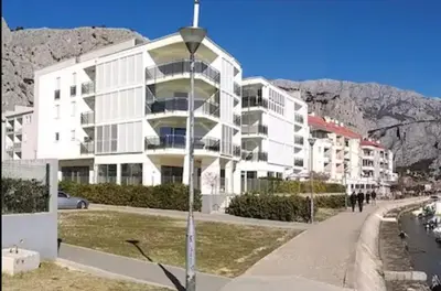 Pogled na planine ili pogled na planine iz apartmana