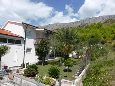 Pogled na planine ili pogled na planine iz apartmana