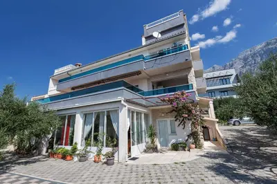 Zgrada u kojoj se nalazi apartman