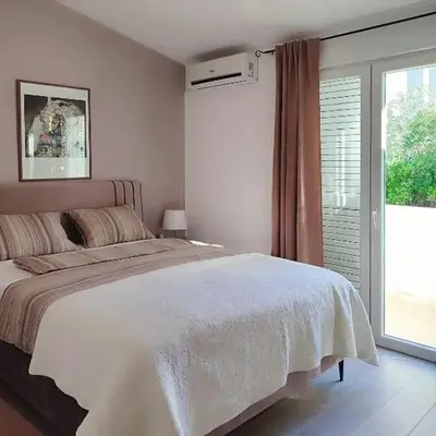Apartments Divna