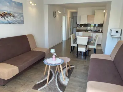 Kuhinja ili čajna kuhinja u objektu Nemira beach apartments