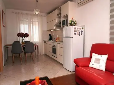 Kuhinja ili čajna kuhinja u objektu Apartman MARIJANA