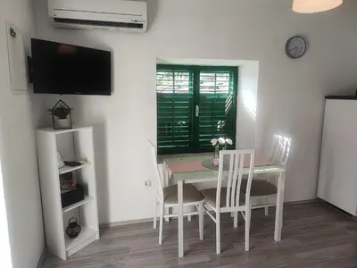 Kuhinja ili čajna kuhinja u objektu Apartment MARI