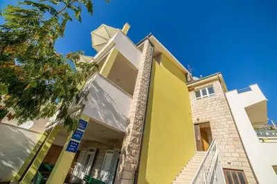 Zgrada u kojoj se nalazi apartman