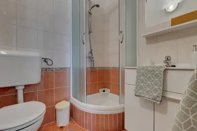 Kupaonica u objektu Apartmani Luna