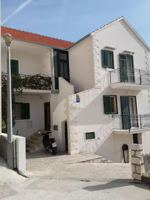Zgrada u kojoj se nalazi apartman