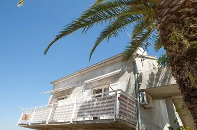 Zgrada u kojoj se nalazi apartman