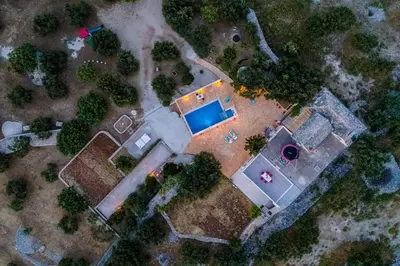 Dječje igralište u objektu Vila Maslinica