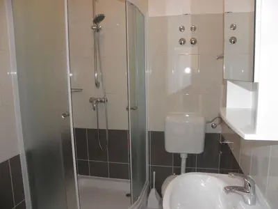 Kupaonica u objektu Apartment in Duce with Terrace, Air conditioning, Wi-Fi, Washing machine (4166-6)