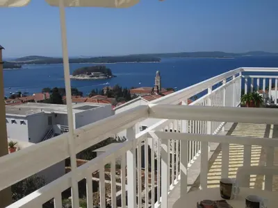 Balkon ili terasa u objektu Studio Apartment in Hvar Town with Sea View, Balcony, Air Conditioning, Wi-Fi (3666-1)