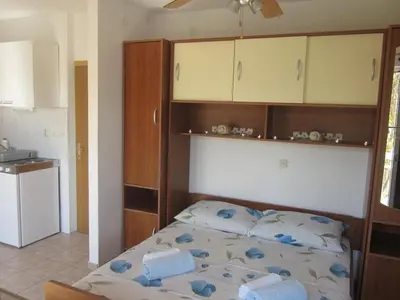 Krevet ili kreveti u jedinici u objektu Studio Apartment in Hvar Town with Sea View, Balcony, Air Conditioning, Wi-Fi (3666-1)