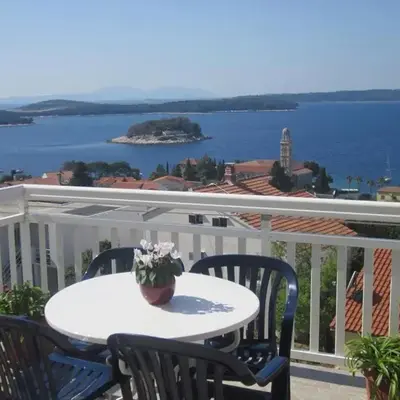 Room in Hvar town with sea view