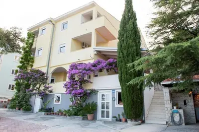 Zgrada u kojoj se nalazi apartman