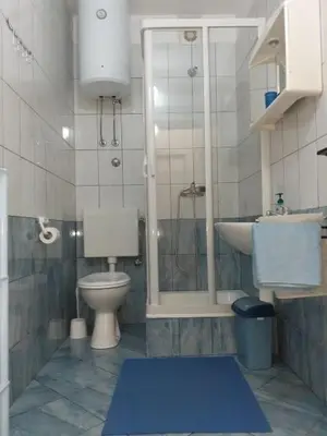 Kupaonica u objektu Apartment in Omiš with sea view, balcony, Wi-Fi (161-3)
