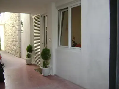Tlocrt objekta Beach apartment in the center of Brela