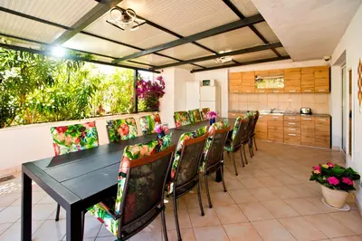 Kuhinja ili čajna kuhinja u objektu Villa Zorana hostel