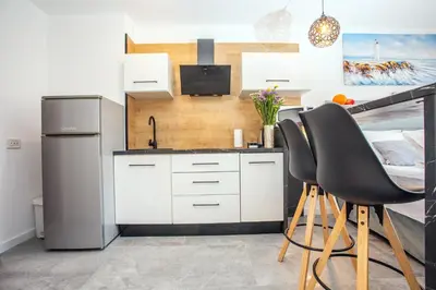Kuhinja ili čajna kuhinja u objektu Apartments Nedo Dalmatia