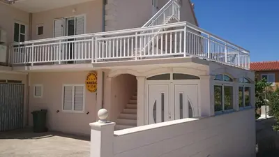 Zgrada u kojoj se nalazi apartman