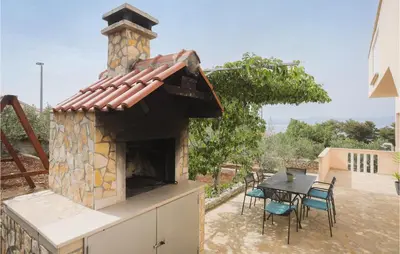 Balkon ili terasa u objektu Awesome Home In Sutivan
