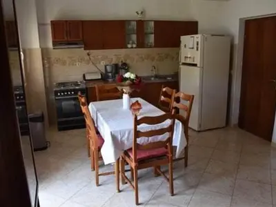 Kuhinja ili čajna kuhinja u objektu Apartment Manigo