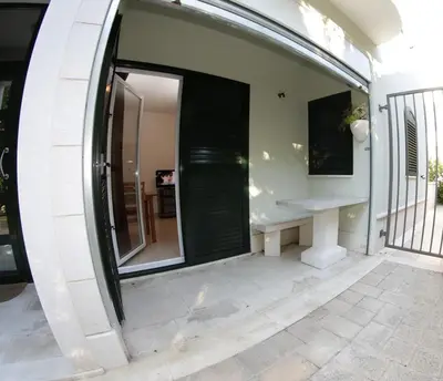 Kupaonica u objektu J&B - Beachside Studio Apartment