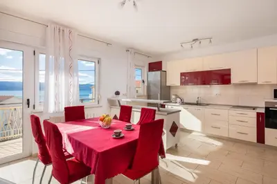 Kuhinja ili čajna kuhinja u objektu Azra Apartments