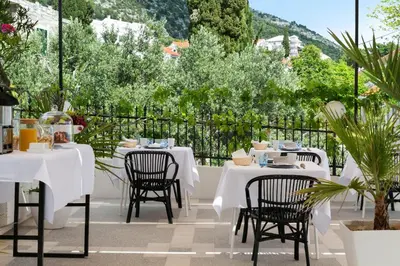 Pogled na planine ili pogled na planine iz hotela