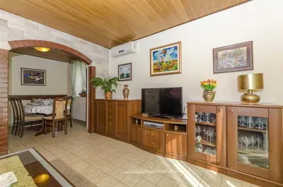 TV i/ili zabavni centar u objektu Apartment Lile