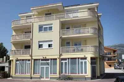 Zgrada u kojoj se nalazi apartman