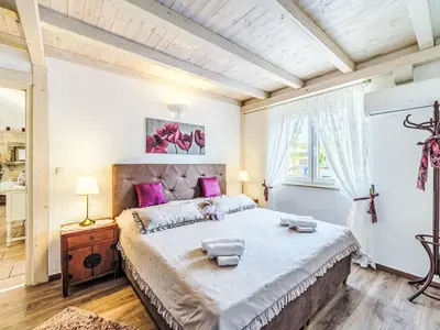 Krevet ili kreveti u jedinici u objektu Holiday Home Villa Mutnik by Interhome
