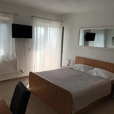 Krevet ili kreveti u jedinici u objektu Apartments Monika Omiš