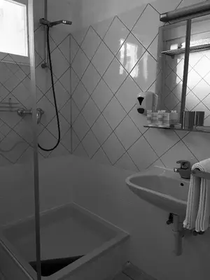 Kupaonica u objektu Mediteran Hvar - Modern Rooms and Restaurant, B&B